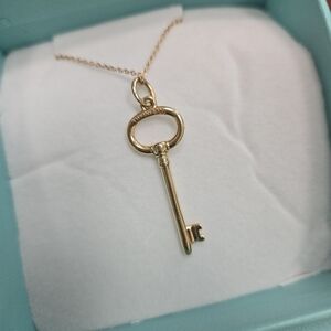 Tiffany 18K Yellow Gold Small Oval Key Pendant Necklace